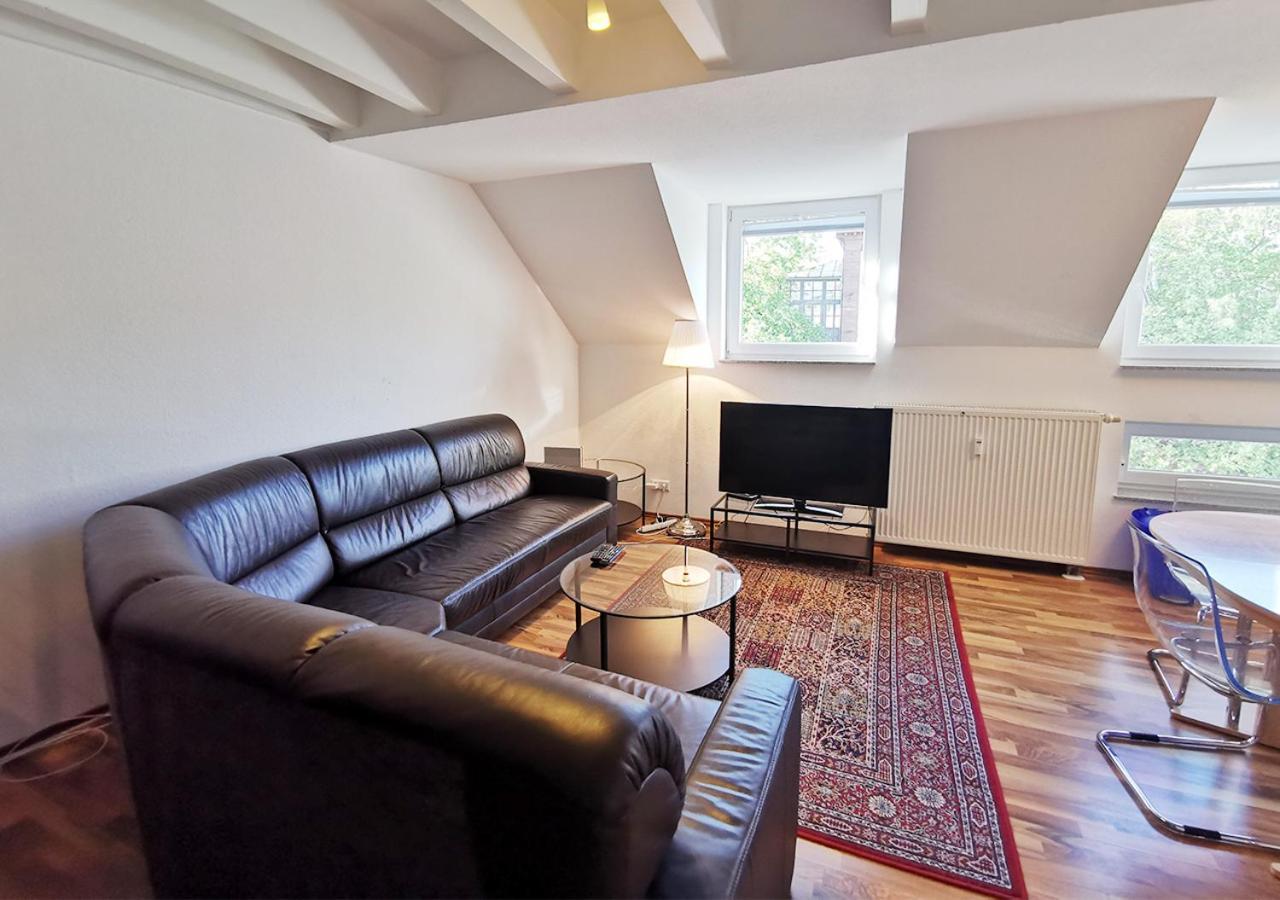 Duplex - Centre - Airconditioned - Netflix - 2 Balconies * Heidelberg